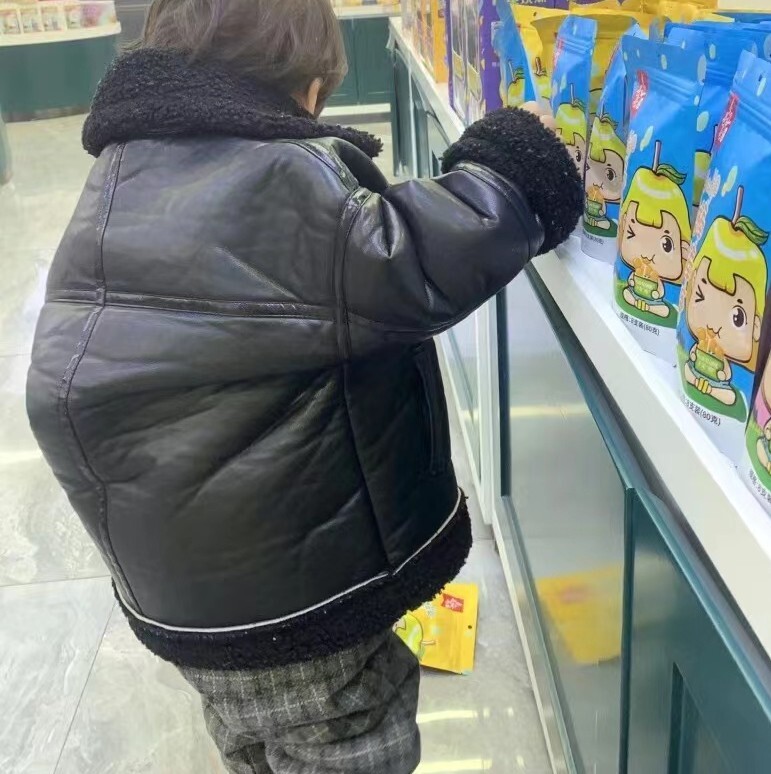 Nove jakne za dječake Debljina kože od flisa Dječji kaputi Modna dječja gornja odjeća Zima Jesen 2023-A0122