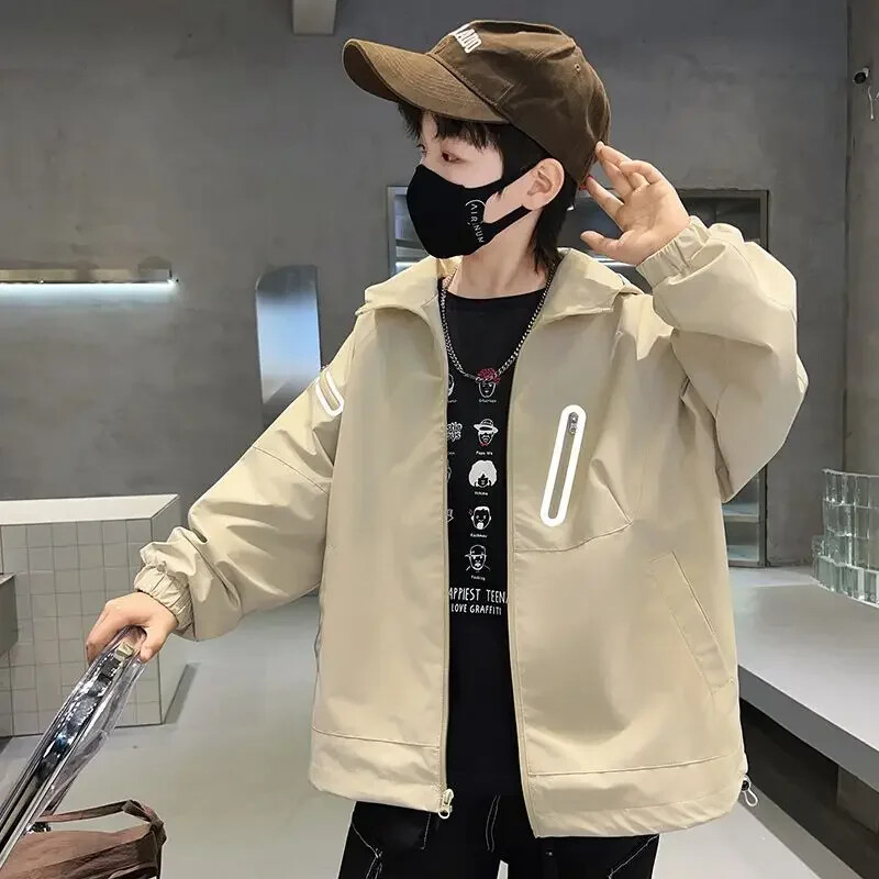 Gornja odjeća za dječake 2024. Nova jakna otporna na vjetar za veliku djecu na otvorenom Jesenska jakna s kapuljačom i patentnim zatvaračem otporna na vjetar za proljeće i jesen