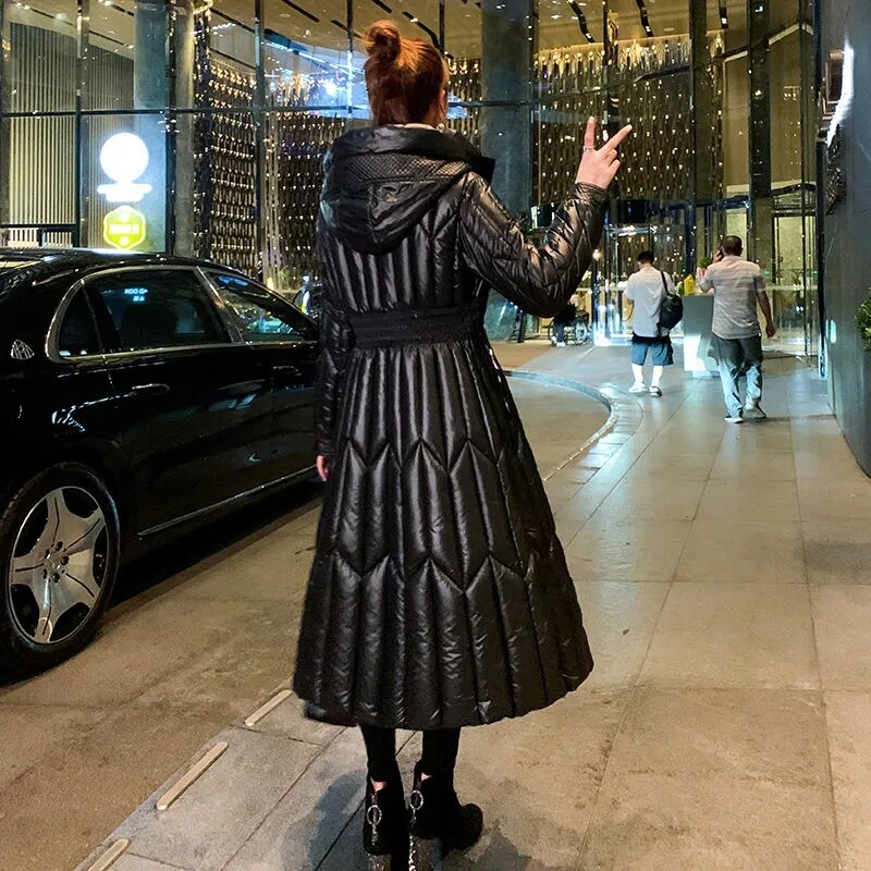 Sjajna puhasta pamučna jakna Ženska nova modna zima 2023. Dugi kaput s kapuljačom uskog struka Ženski deblji kaput Parker otporan na vjetar