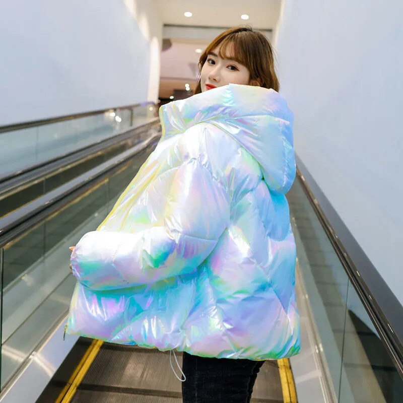 Дамски паркове 2024 Ново модно зимно яке Парка с лъскава памучна подплата Горно облекло с качулка Твърдо женско яке Снежно облекло Палто