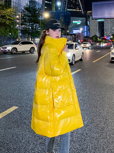 Sjajna žuta duga zimska pufer jakna Ženske prevelike kapute jesen 2022. Korejska modna ulična odjeća Y2k široke podstavljene parke