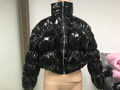 Φωτεινό PU Δερμάτινο Ροζ Πουφερ Μπουφάν για Γυναικεία Χειμερινά Γυαλιστερό χοντρό μπουφάν μπουφάν ζεστό με φερμουάρ φούσκα γιακά Crop Parka