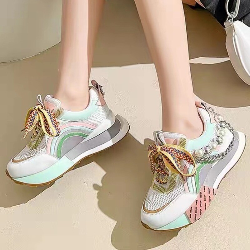 Jesenske nove ženske tenisice Modne mrežaste prozračne 2024 dugine boje na vezivanje biserni lanac Trendovski dizajn brenda Debeli potplat Zapatos