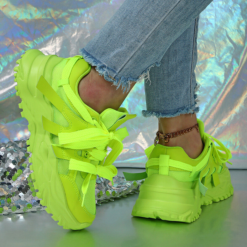 Proljetno zelene ležerne tenisice Debeli potplat Prozračne ženske tenisice Na vezanje 2024 Nova modna obuća za hodanje na otvorenom Par