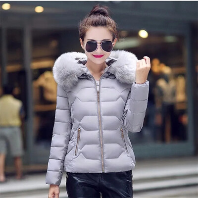 Võltskarusnahast naiste parkad, naiste sügistalvine sulejope, kärbitud mantel.