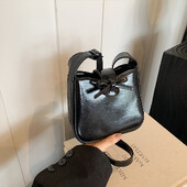 Ženska torba za rame s mašnom Retro ručna torbica PU kožna jednobojna mini torba za skitnice Torbica s magnetskim zatvaranjem za posao i putovanja