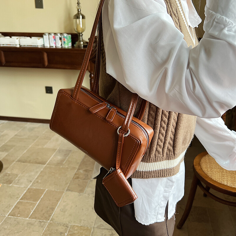 ﻿ Korejska niche dizajnerska torba na rame s novčanikom za kovanice, jednobojna pu kožna torba Boston Marka Ženska kupac torbica ispod pazuha