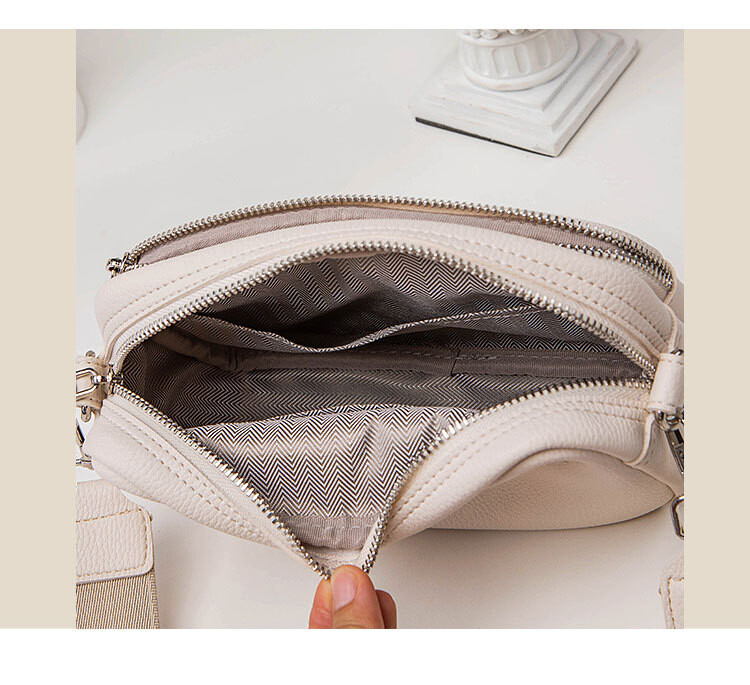 Ležerne ženske torbe na rame Ručne torbice sa širokim remenom Modna PU koža Ženska torba s preklopom Messenger torba preko ramena telefon Novčanik bolsa crna