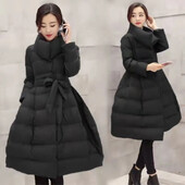 Nove zimske parke za 2023. Crvena jakna podstavljena pamukom Ženski korejski modni topli kaput srednje dužine Ženska odjeća Široki kaput H3248