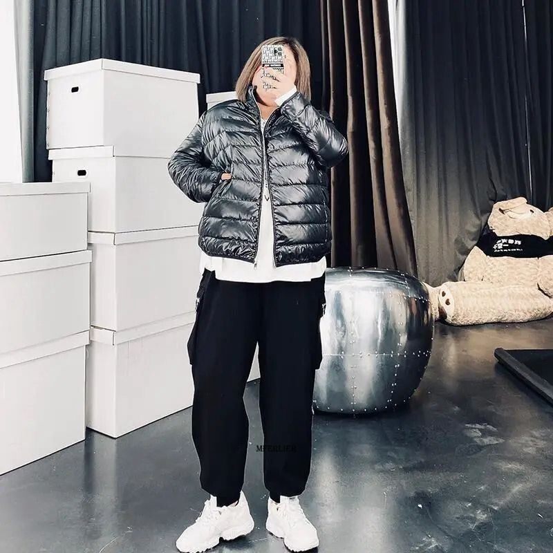 Velika veličina 10XL 170 kg Ženska kratka jakna Zimska debela samostojeća kragna Podstavljeni kaputi Ženske korejske široke pufer parke Ženska gornja odjeća