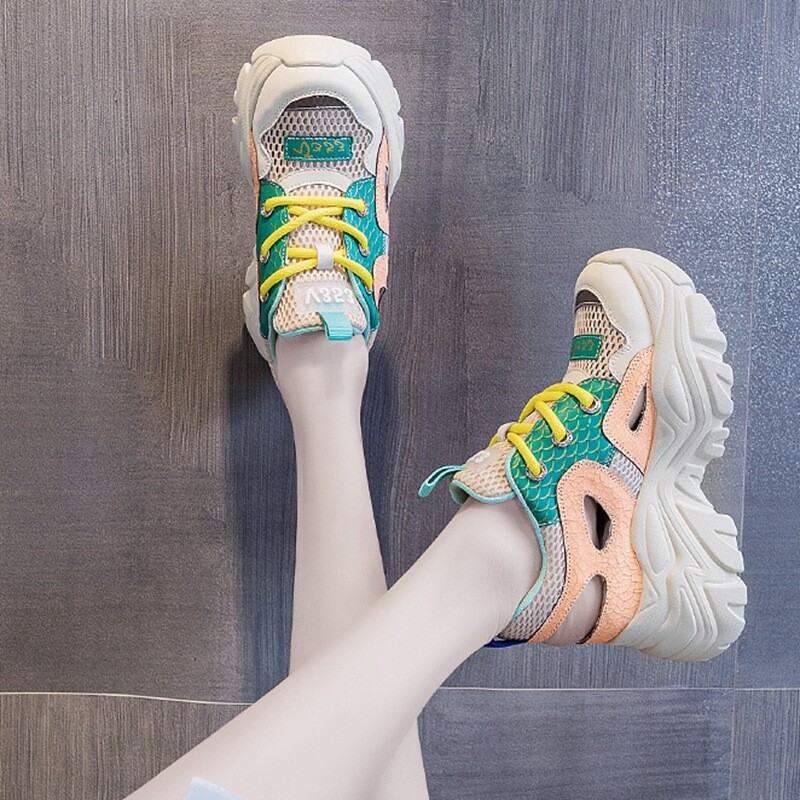 Nove ženske tenisice iz 2023. Proljetne šljokice Ležerne ženske cipele s visokom potpeticom na petu Pletene ženske vulkanizirane cipele