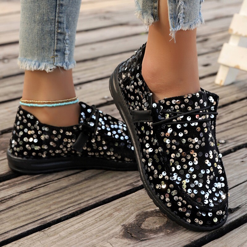 Uued lamedad kingad naistele 2024. aasta mood Bling Shallow tossud Naiste vabaajajalatsid Kerged naiste jalatsid õues