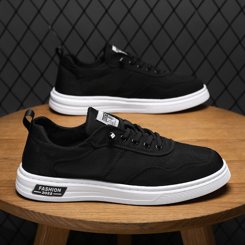 Muške vulkanizirane cipele Crno-bijele dječake u trendu Ulične mladenačke tenisice za hodanje Udobne platnene cipele za muškarce Vulkanizirana obuća