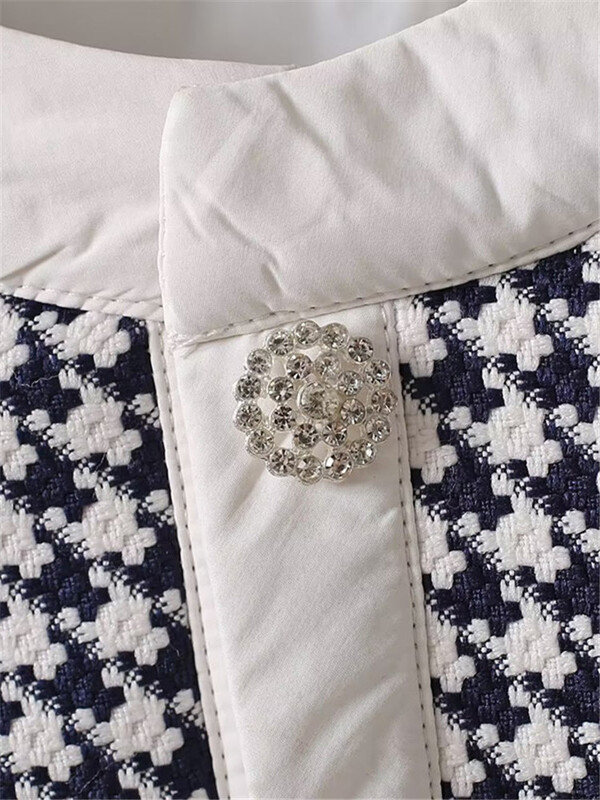 Ženska odjeća velikih veličina, zimska jakna dugih rukava, okrugli izrez, četvrtasti tartan s pohabanim rubom na ramenima, topli kaput