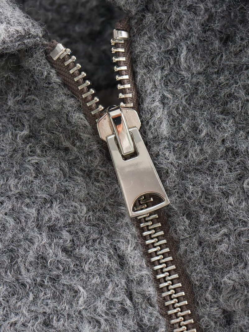 Ženska odjeća velikih veličina, proljetni i jesenski vuneni kaput s dugim rukavima na rever i patentnim zatvaračem, siva super kratka jakna, prsa 108-122 cm