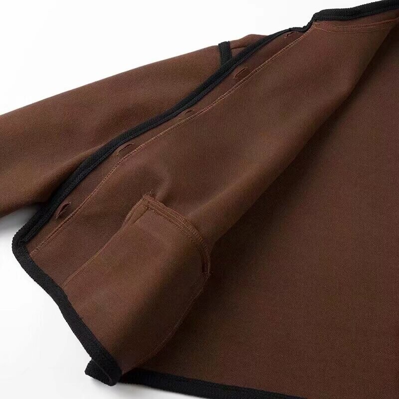 Suures suuruses naisterõivad reväär, pikkade varrukatega villane mantel Moodne tänavastiilis avar lühike jope musta stroke disainiga topsidega