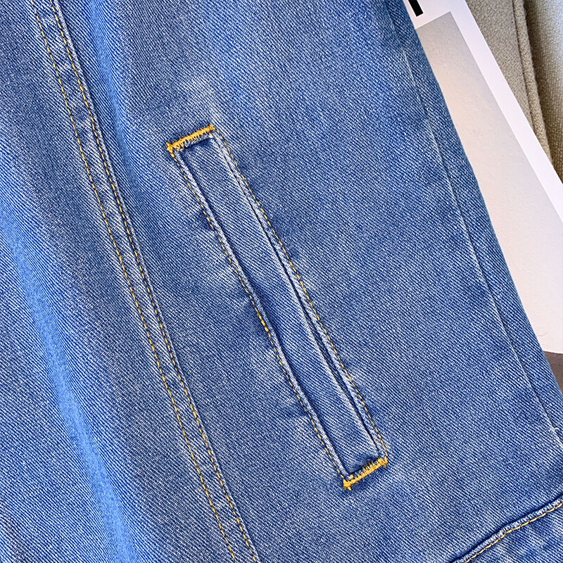 Suures suuruses naiste kevadine vabaaja teksajakk on avar ja mugav 80% puuvill 20% polüester kõik-ühes sinine topp