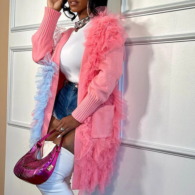 Suures suuruses igapäevased ülerõivad, roosad värviplokiga volangidega ülerõivad