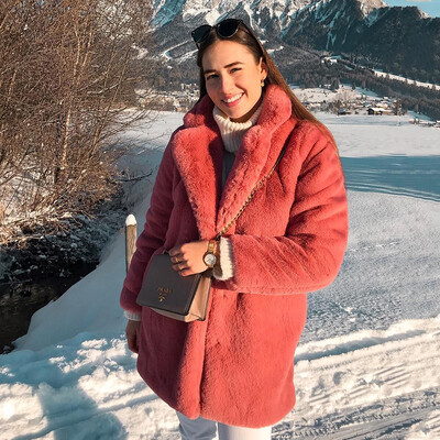 2024. Nova jakna od čvrstog pliša od umjetnog zečjeg krzna. Ženska zimska zadebljana topla kaputi. Chic djevojke s dugim ovratnikom na rever. Kaputi od umjetnog krzna