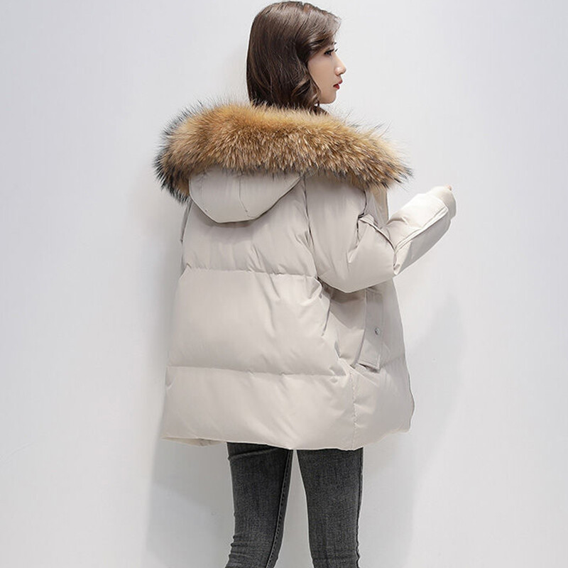 Parke s prirodnim velikim krznenim ovratnikom Modni kratki kaput Ženske zimske jakne 2022. Ženski široki ženski kaput Topla, elegantna puhasta jakna