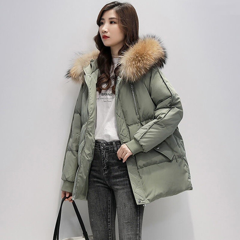 Parke s prirodnim velikim krznenim ovratnikom Modni kratki kaput Ženske zimske jakne 2022. Ženski široki ženski kaput Topla, elegantna puhasta jakna