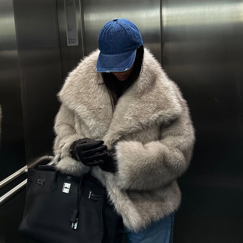 Iarna 2024, noua moda, cu gradient de blana pufoasa, pentru femei, de lux, cu guler mare de blana de vulpe artificiala, pardesiu pentru femei