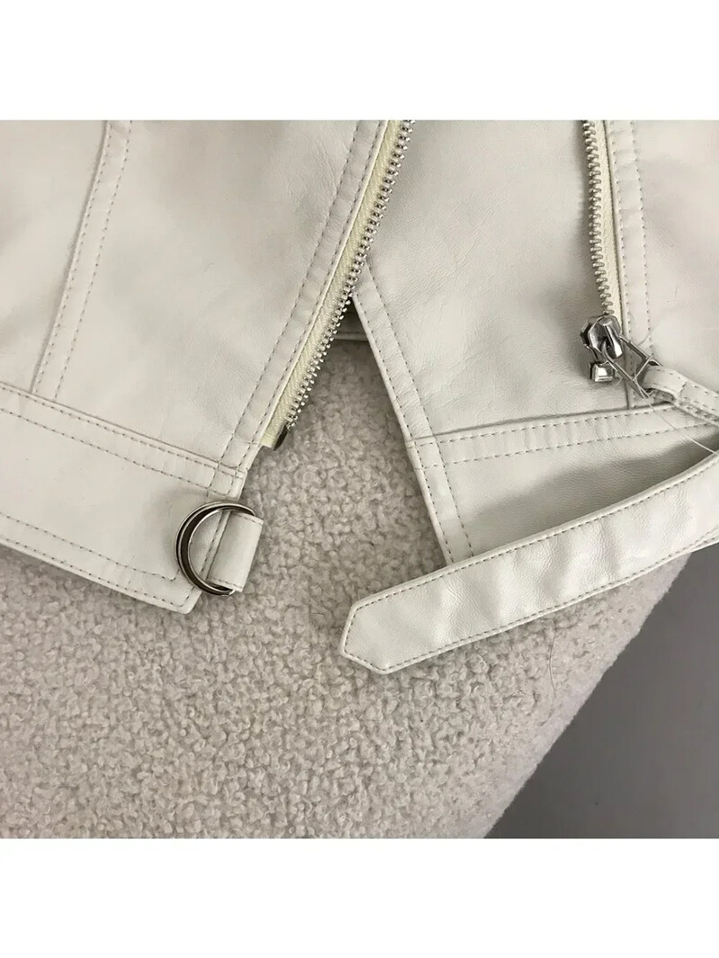 2024 Mootorratta nahkjakk Kevadine uus stiil Slim Fit mitmekülgne aluskrae Väike nahktagi Naiste lühike jope Tõmblukud