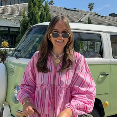 Ležerne prugaste košulje Kompleti kratkih hlača za žene Bluze s lanternastim rukavima na vezanje Široke kratke hlače Ljeto 2024. Lady Chic Set od 2 komada