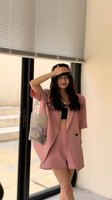 Kompleti od 2 komada Ženski modni široki sako kratkih rukava i odijelo s kratkim hlačama Crni jednobojni formalni sakoi Ženski poslovni korejski