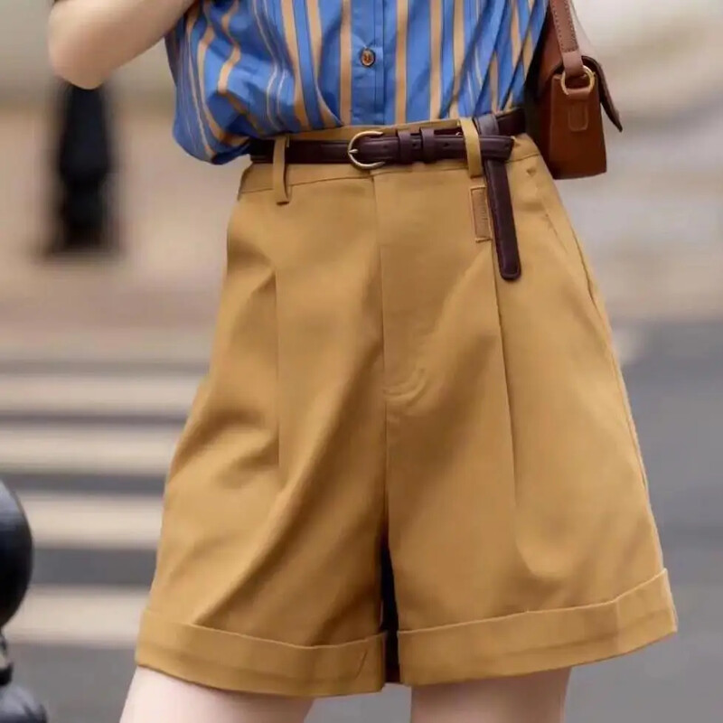 Novo u dvodijelnim ležernim ženskim kratkim hlačama Odlikuje se odgovarajućom opremom Korejski stil Klasična ljetna moda 2024. Ženski kratki setovi 2 komada