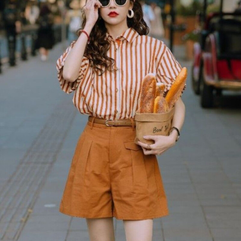 Лятна мода 2024 г. Дамски къси панталони Раета в корейски стил Дамски къси комплекти 2 бр. Нови продукти Облекло, съответстващо на тенденциите Класически