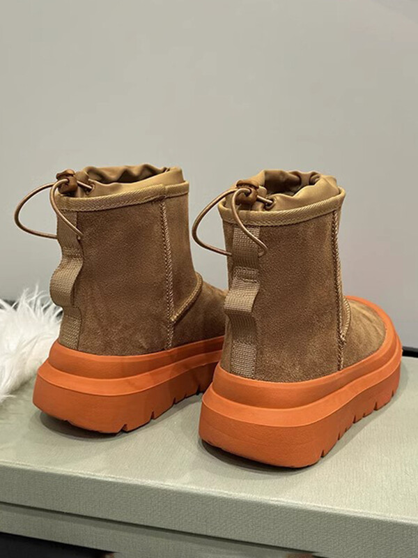 Zimske čizme s krznom Ravna peta Okrugli prsti Marka Ženske cipele Čizme-Žene Australija Plišana moda Dame Lolita 2023 Med