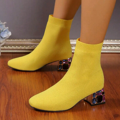 Naiste soodusmüük kõrged kontsad lühikesed saapad 2023. aasta talvel Disainer kandilise varbaga võrk, hingav veniv sokk, platvormkingad