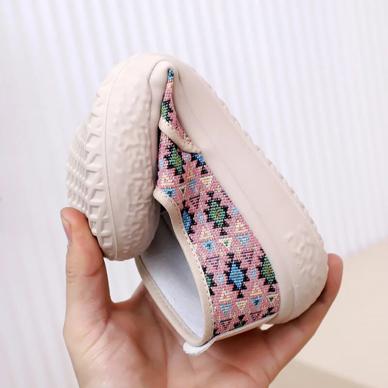 Kevadised ja sügisesed uued naistejalatsid hingavad vabaaja platvormiga lõuendjalatsid Lamedad libisemiskindlad kalamehejalatsid