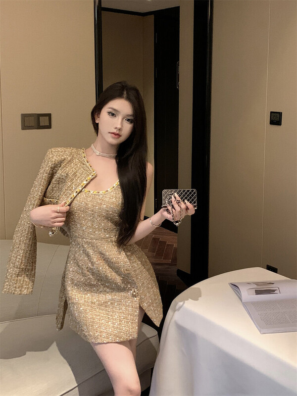 Zlatna dvodijelna jakna od tvida za žene Jesen Zima 2023. Luksuzni dizajnerski elegantni vuneni kaput + remen Mini haljina Korejska moda