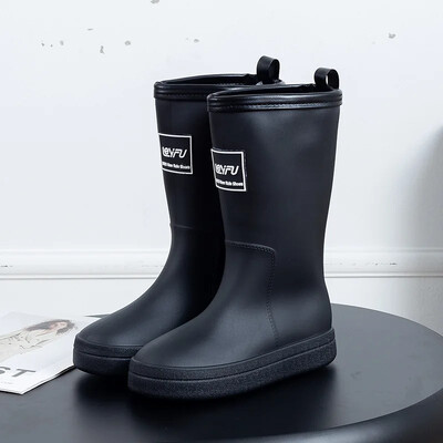 Нови ботуши за дъжд Дамски летни противоплъзгащи се тенденции Меки обувки за дъжд Външен риболов на крак Зимни топли водоустойчиви обувки с дебела подметка