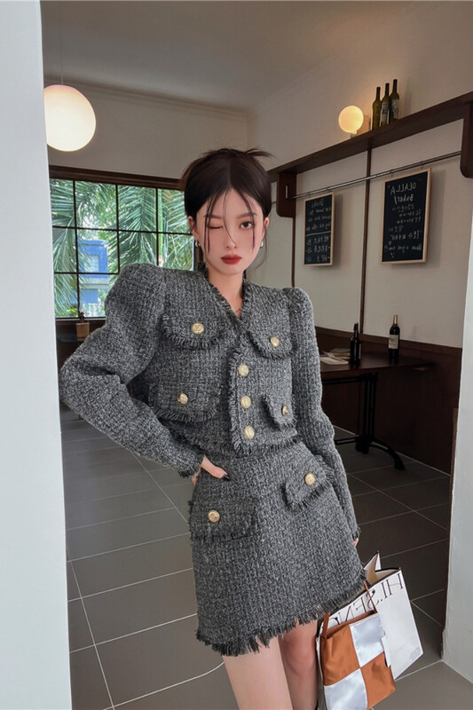Κομψό γυναικείο κοστούμι Φούντα Σχέδιο Sense Tweed Κοντό Παλτό Γυναικείο φθινοπωρινό Κορεατικό Στιλ Μακρυμάνικο Top Mini Φούστα Σετ δύο τεμαχίων