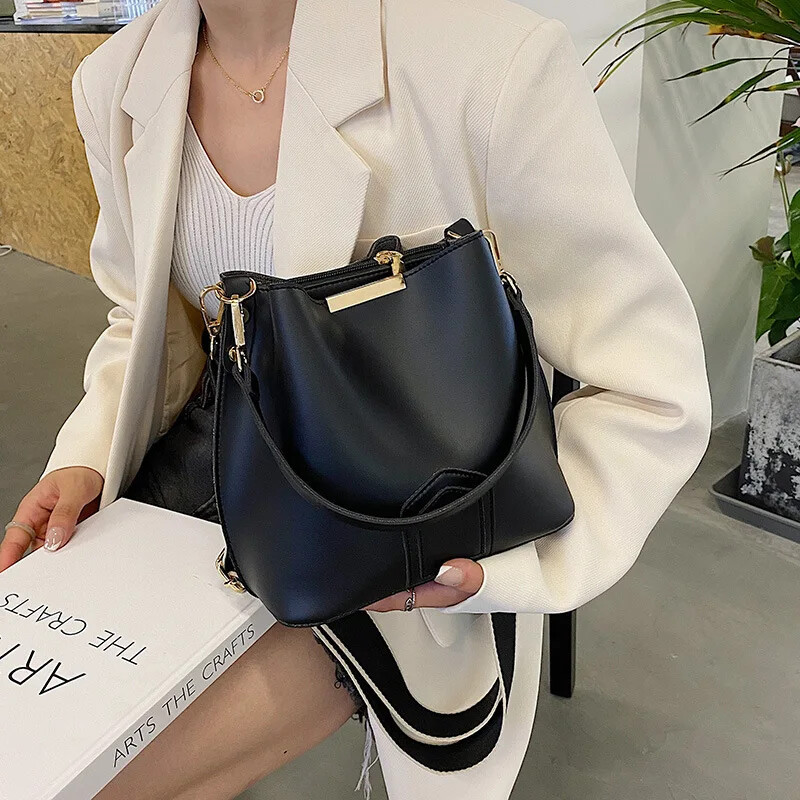 2024. Nova ženska trendi super mekana torba preko ramena Pu Ležerna napredna svestrana velika torba Ženska torba velikog kapaciteta