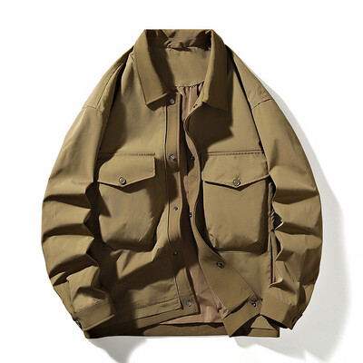 Нови есенни палта с дълги ръкави и копчета с ревер Мъжки якета за свободното време Едноцветни тънки якета Връхни облекла Джобове за кръпки Тънко яке Палто Мъжко облекло