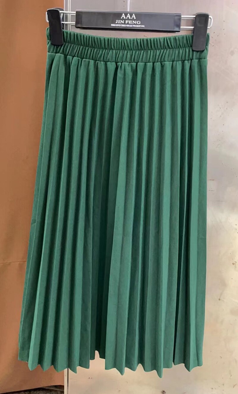 plisirana suknja za žene jesen i zima 2024 novi stil tanka suknja srednje dužine a kroja za žene s velikim porubom plisirana suknja visokog struka