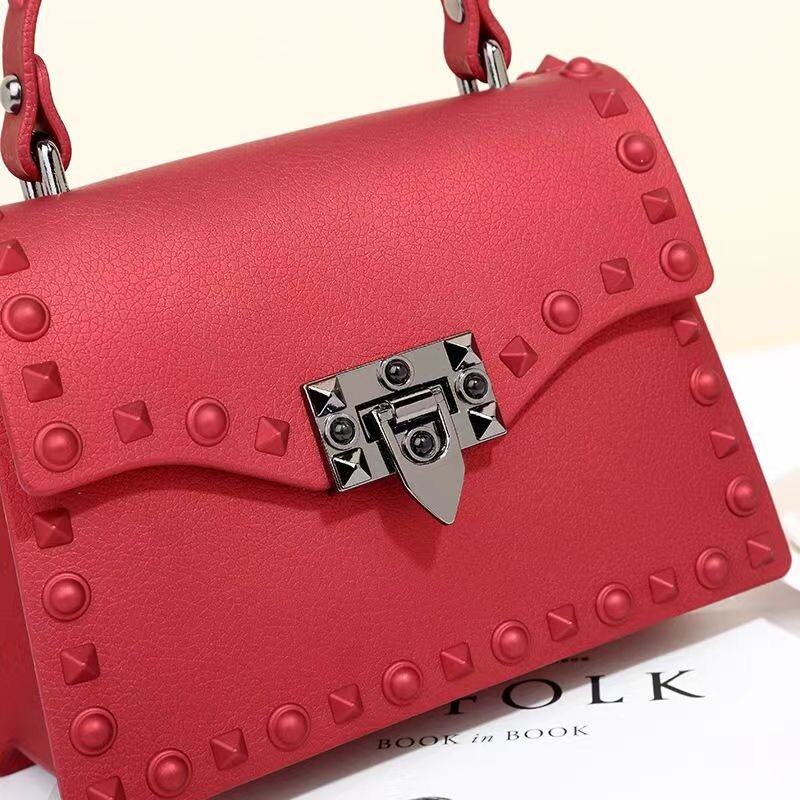 Дамски чанти с нитове Модни закопчалки Crossbody през рамо Bolsos Женски клъч Messenger чанти Портмонета Дамска квадратна чанта за мобилен телефон