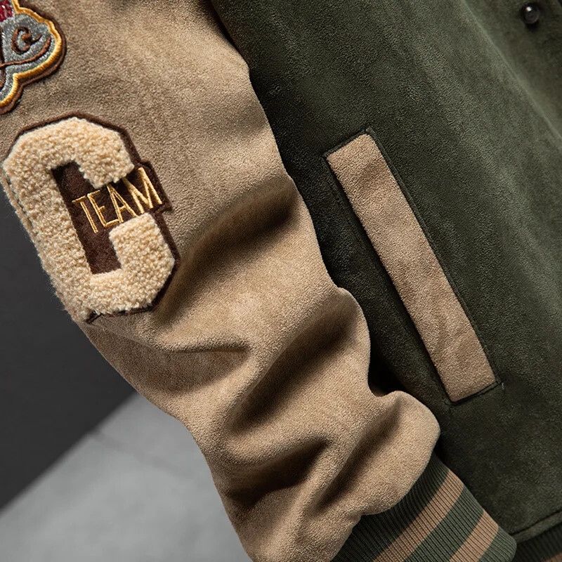 Kõrgekvaliteediline tepitud jakk, meeste saabumine seemisnahast sametne jakk Disain Sensibility Värviplokk Lahti istuv pesapallivorm