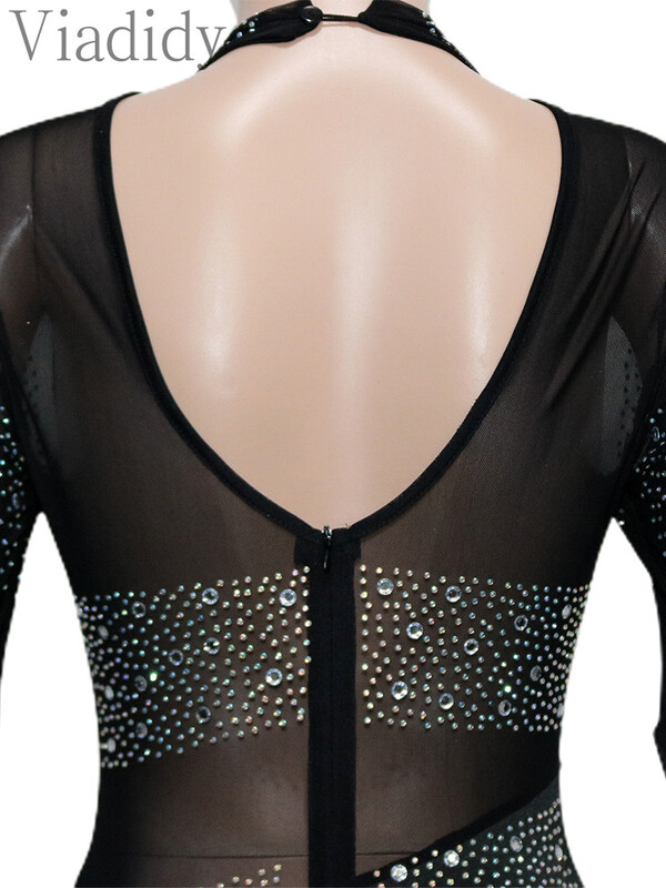 Salopetă cu mâneci lungi cu mâneci lungi, cu strasuri, fără spate