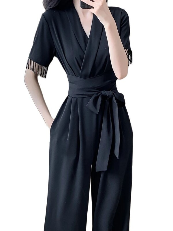 Ljeto 2024. Elegantni ženski uredski crni kombinezoni za žene s V-izrezom s resicama kratkih rukava Ležerne kratke hlače visokog struka širokih nogavica