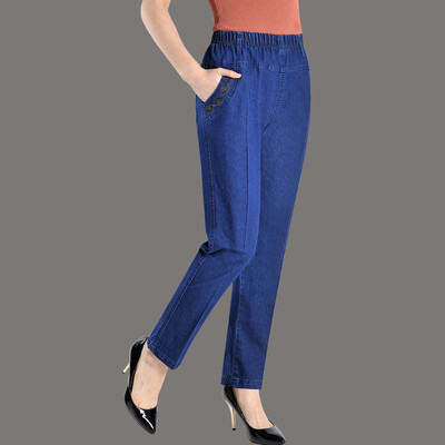Sredovječne ženske traperice Proljeće Jesen Tanke široke traper hlače visokog struka Ležerne ženske hlače ravnih nogavica s elastičnim strukom 5XL
