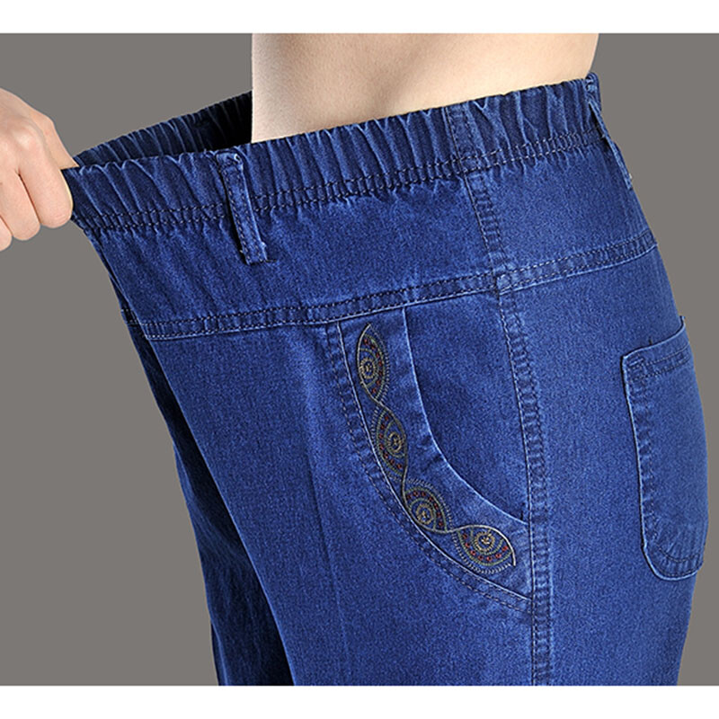 Sredovječne ženske traperice Proljeće Jesen Tanke široke traper hlače visokog struka Ležerne ženske hlače ravnih nogavica s elastičnim strukom 5XL