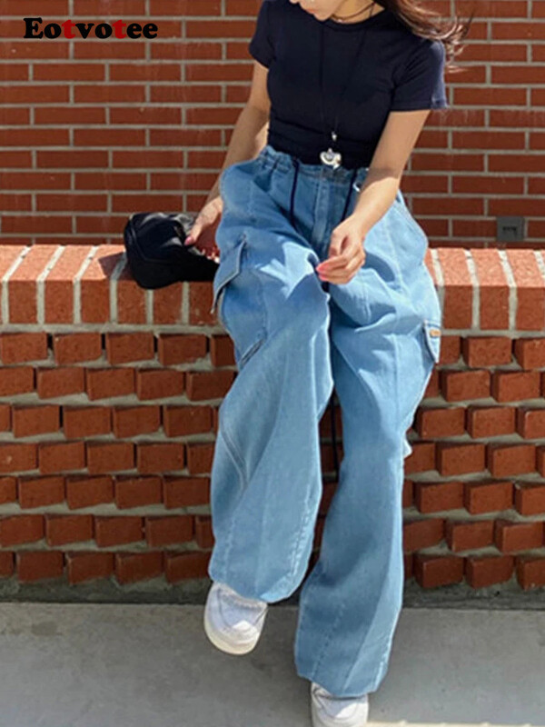 Korejska moda za žene široke traperice Ženska nova ulična odjeća za 2024. Ženska dugmad visokog struka Kargo džepni dizajn Duge hlače