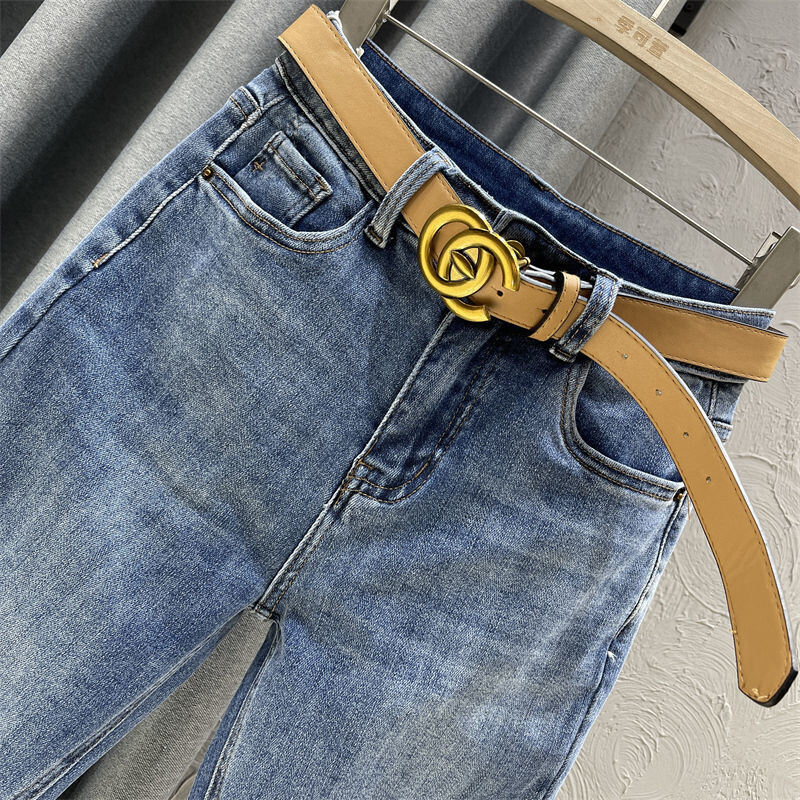 Svijetloplave traper kratke hlače za jesen za žene visokog struka koje izgledaju usko Svestrane ravne hlače u boji blokirane