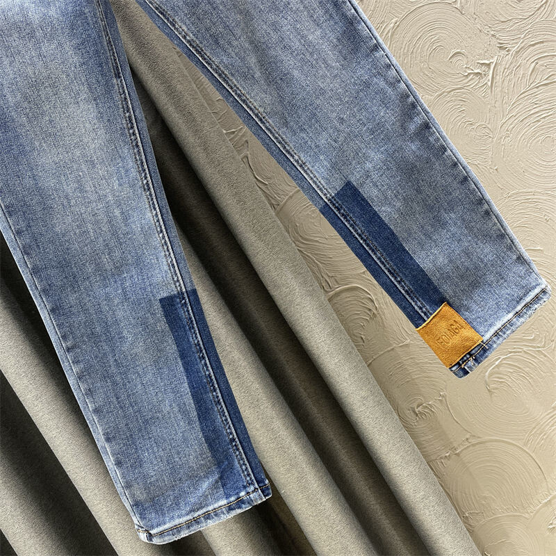 Svijetloplave traper kratke hlače za jesen za žene visokog struka koje izgledaju usko Svestrane ravne hlače u boji blokirane