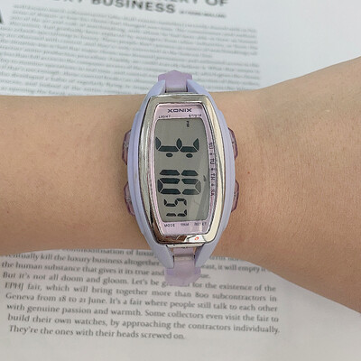 XONIX Ženski višenamjenski personalizirani studentski noćni sjaj Vodootporni studentski plivački budilica Elektronički sat LE